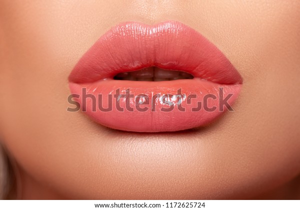 Sexy Hd Close Up Gallery - Closeup Beautiful Lips Part Face Young à¸ à¸²à¸žà¸ªà¸•à¹‡à¸­à¸ (à¹à¸à¹‰à¹„à¸‚à¸•à¸­à¸™à¸™à¸µà¹‰ ...