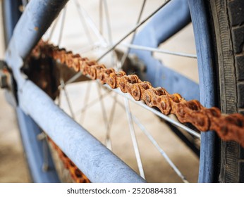 Close-up of The bicycle chain is old and rusty. rusty bicycle chain of old mini bycicle - Powered by Shutterstock