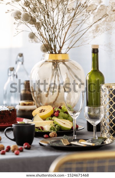 Closeup Big Stylish Glass Vase Dry Stock Photo Edit Now 1524671468