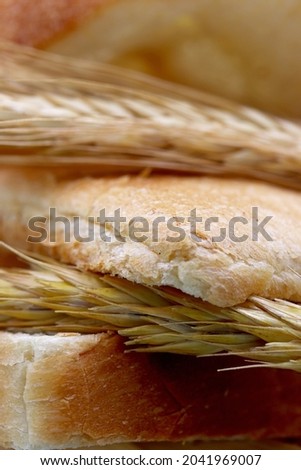 close-up bread and ears of wheat