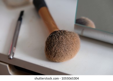 closeup brush for makeup
