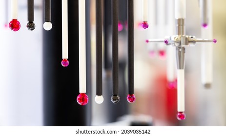 Close-up Check Measurement Of Detail By Detecting Head Sensor