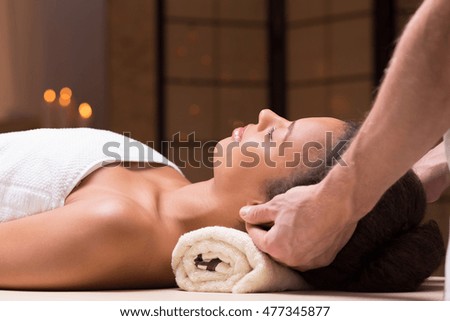 Similar – Foto Bild Frau erhält Kopfmassage im Spa-Wellnesszentrum.