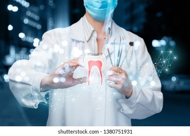 A Closeup Of Dentist Operating With Digital Tooth Model Image And Holding Set Of Dental Medicine Tools At Blurred Night City Background. The Concept Of Innovative Dental Treatment And Diagnostics.