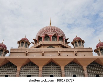 Closeup Detail Masjid Putrajaya, Malaysia