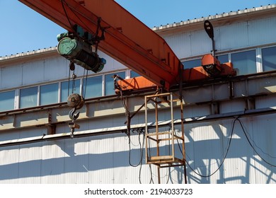 Closeup Gantry Crane Parts Stock Photo 2194033723 | Shutterstock