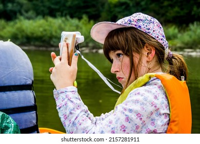 6,694 Smartphone boat Images, Stock Photos & Vectors | Shutterstock