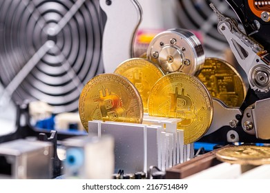 Close-up Of Gold Bitcoin On Computer Components Background, Technology And Digital Currency Concept