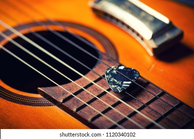 classical guitar pick