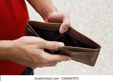 31,988 Purse empty Images, Stock Photos & Vectors | Shutterstock