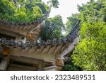 the closeup image of Cui Wei pavilion was erected to immortalize the national hero Yue Fei from Peak Flown From Afar (Fei Lai Fen, Ling Jiu Feng) hangzhou Shanghai.