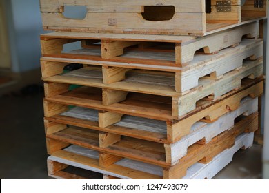 closeup image of a stack of  parts of wooden knockdown furniture 