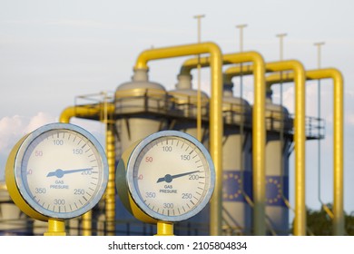 Close-up of an industrial manometer showing gas distribution pressure in pipeline