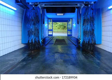 car wash with inside