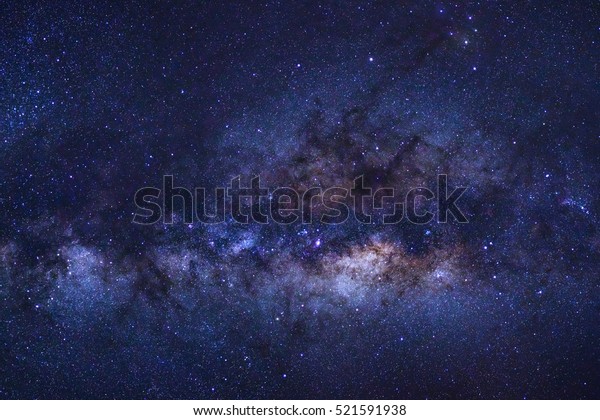天の川銀河の接写 宇宙に星と宇宙塵 長い露光写真 粒子 の写真素材 今すぐ編集