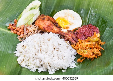 1,067 Nasi lemak ayam Images, Stock Photos & Vectors | Shutterstock