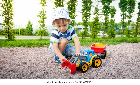 4,137 Truck Kid Driver Images, Stock Photos & Vectors | Shutterstock