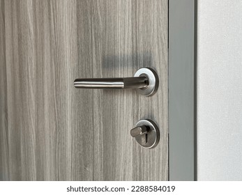 Foto de primer plano de la manija de la puerta
Mano de la puerta, bloqueo de la puerta