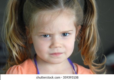 Closeup Photo Little Girl Shows Her Stock Photo 359393108 | Shutterstock