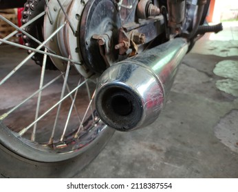 5,112 Old Motorcycle Exhaust Images, Stock Photos & Vectors | Shutterstock