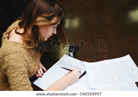 Writing a girl a letter