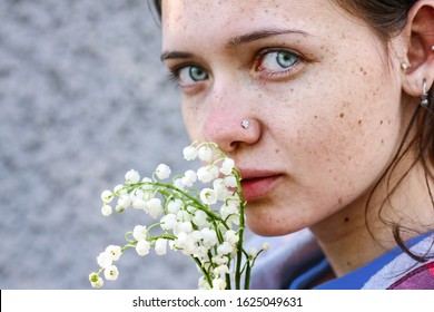 外人女性images Stock Photos Vectors Shutterstock