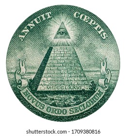 Closeup Pyramid Symbol Annuit Coeptis Motto Stock Photo 1709380816 ...