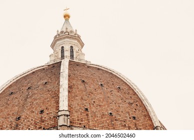 A closeup shot of Santa Maria di Fiore Cathedral's huge dome in Florence, Italy