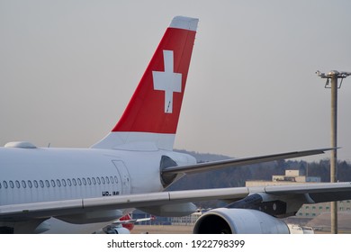 Swiss airline logo Images, Stock Photos & Vectors | Shutterstock
