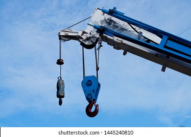 58,315 Hoist Cranes Images, Stock Photos & Vectors | Shutterstock