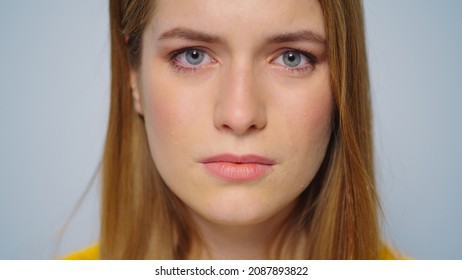 2,623 Woman crying looking camera Images, Stock Photos & Vectors ...