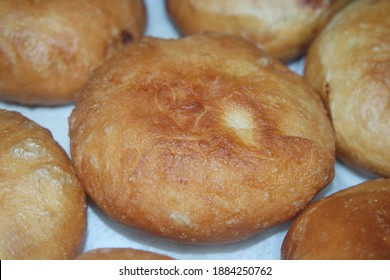 Closeup View Of Homemade Tasty Potato Bread Rolls Bun Placed Over White Tissue Paper.