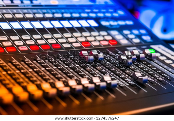mixing live sound stereo mixing live sound stereo