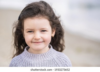 619 5 year old brown hair girl Images, Stock Photos & Vectors ...