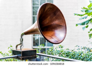 Closeup Of Vintage Gramophone In Outside Green Urban Park, New York City, Manhattan NYC, Chelsea High Line Highline Street