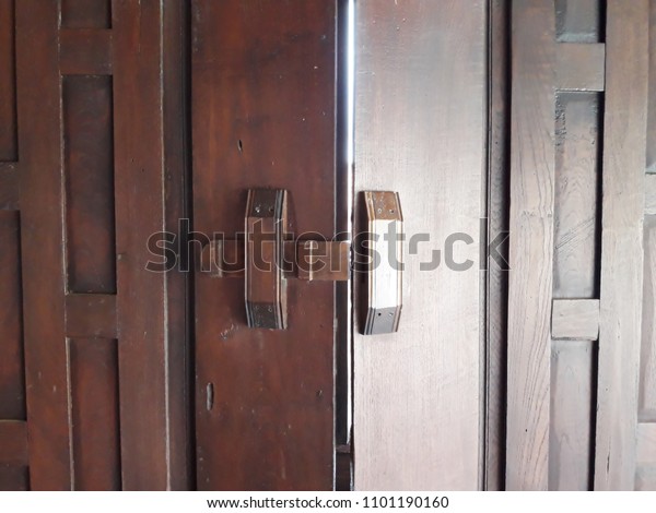 Closeup Wooden Door Latch Ancient Thai Buildings Landmarks