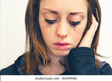 Pictures of crying girls