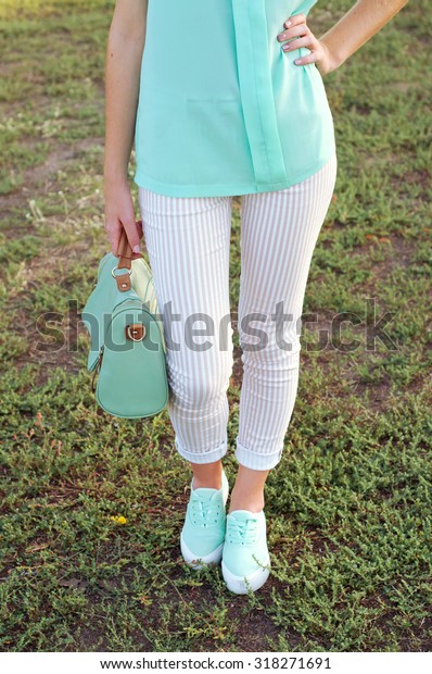 mint sneakers outfit