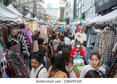 758 Pratunam market Images, Stock Photos & Vectors | Shutterstock