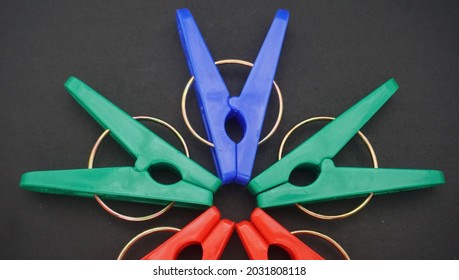 The clothespins are made of plastic with a little additional iron attachment, and there are many color options.