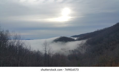Cloud cover on the mountain 