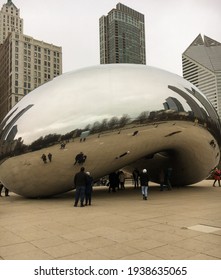 Cloud Gate Sculpture, Also Known As The Bean, In Chicago Illinois On A Cold Winter Day.  Millennium Park, Chicago IL On January 27, 2017