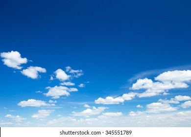 clouds in the blue sky