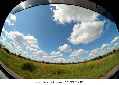 空 魚眼 の画像 写真素材 ベクター画像 Shutterstock