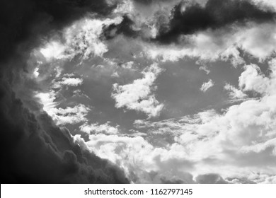 高原地帯の入道雲です/Cumulonimbus clouds on the plateau/高原地带的积雨云