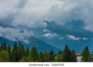 a cloudy day in the mountains
