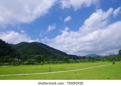 cloudy sky with mountain