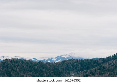 cloudy sky in the mountains