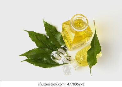 Clove Leaf Essential Oil.