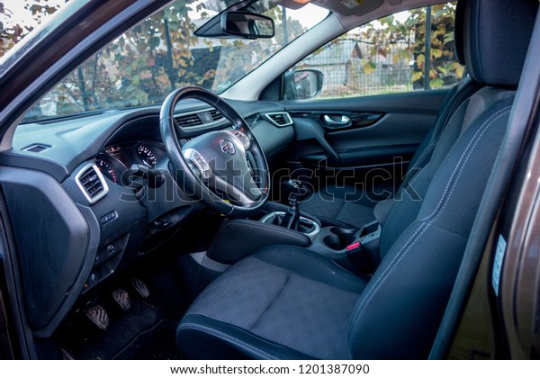 Cluj Napocaromanianovember 07 2018 Nissan Qashqai Transportation